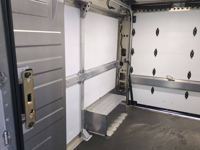 2025 Chevrolet BrightDrop 400