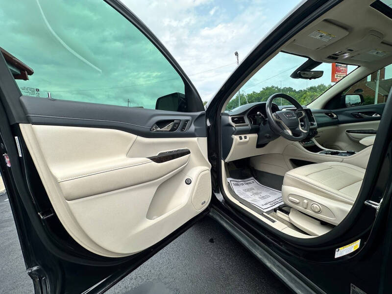 2020 GMC Acadia Denali