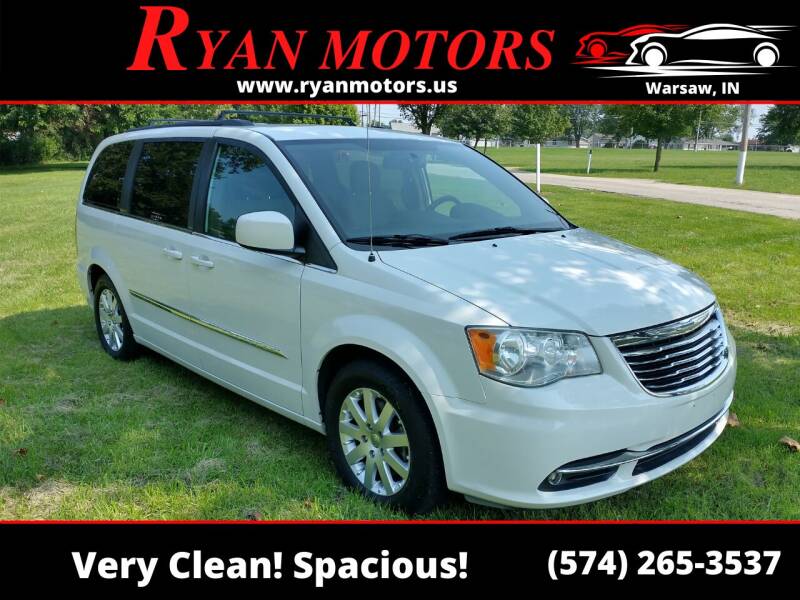 2012 Chrysler Town and Country for sale at Ryan Motors LLC in Warsaw IN