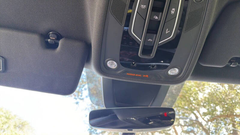 2019 Audi Q8 quattro Prestige 55 TFSI