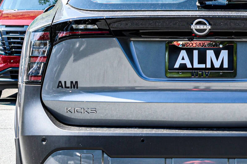 2026 Nissan Kicks S
