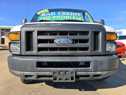 2010 Ford E-Series E-250
