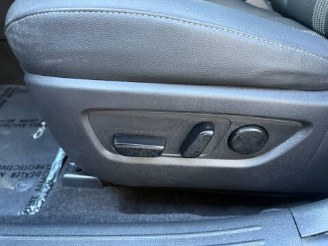 2025 Mazda CX-50 2.5 S Premium