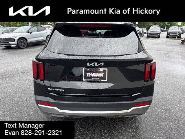 2025 Kia Sorento S