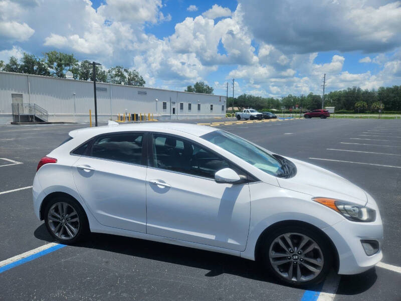 2016 Hyundai Elantra GT Base photo 12