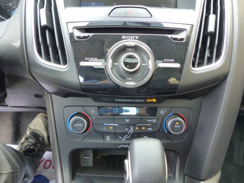 2017 Ford Focus SEL