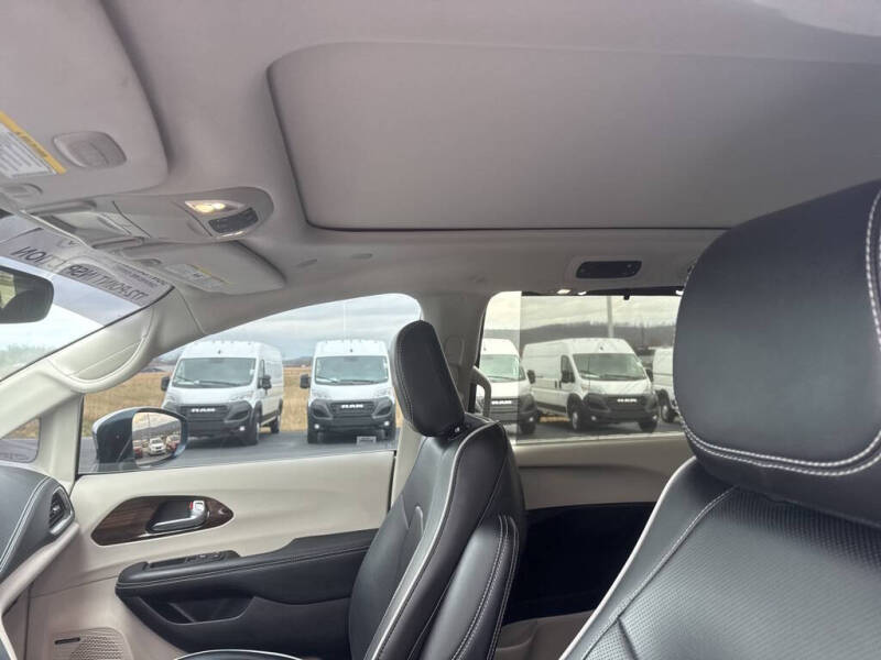 2022 Chrysler Pacifica Limited