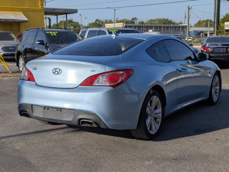 2010 Hyundai Genesis Coupe