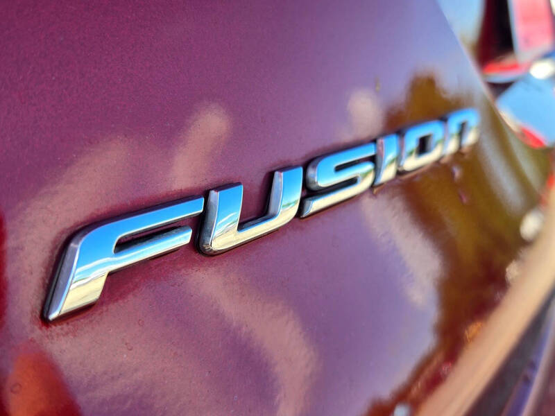 2014 Ford Fusion SE