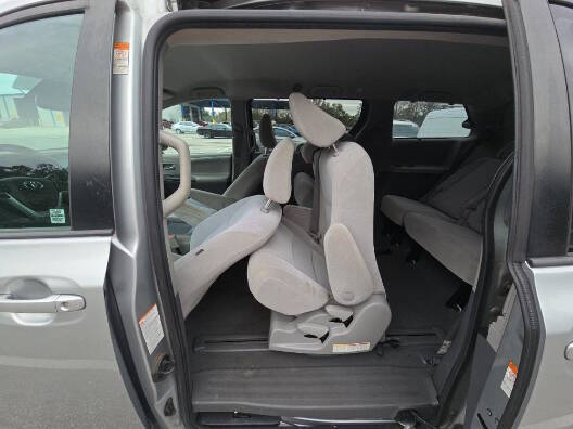 2020 Toyota Sienna LE 8-Passenger