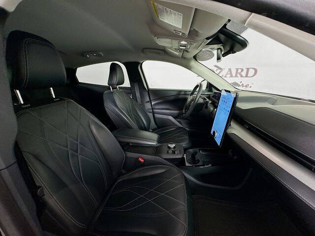 2022 Ford Mustang Mach-E Select