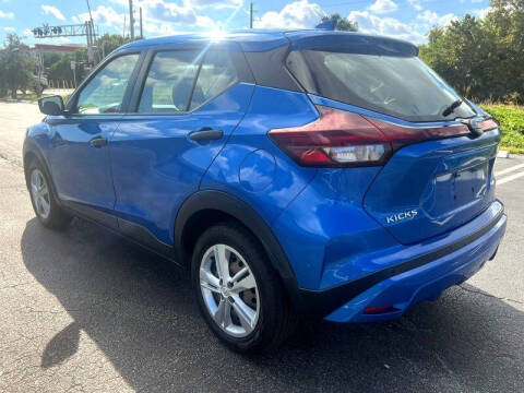 2022 Nissan Kicks S