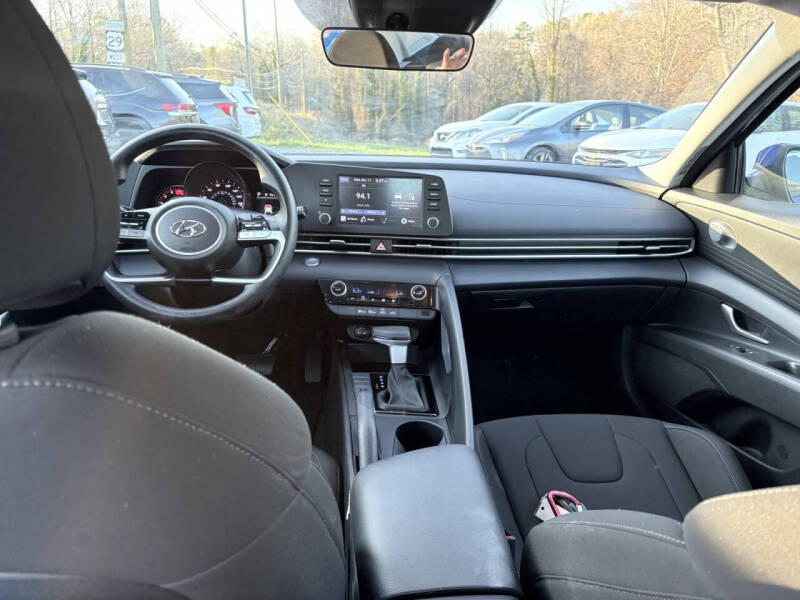 2023 Hyundai Elantra
