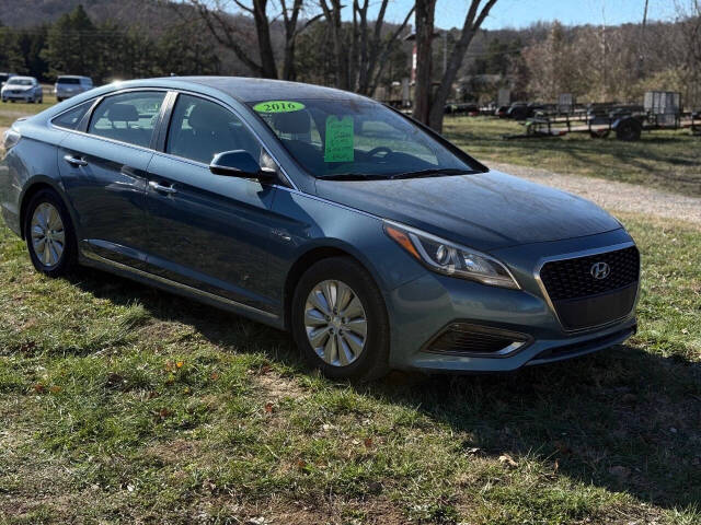 2016 Hyundai SONATA Hybrid for sale at Williams Family Motors E-Z-OWN in Farmington, MO