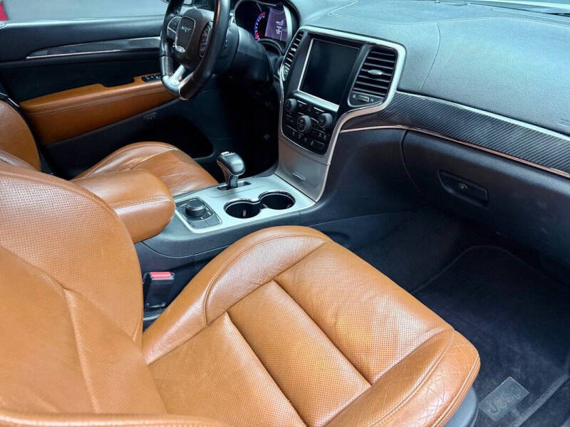 2015 Jeep Grand Cherokee SRT