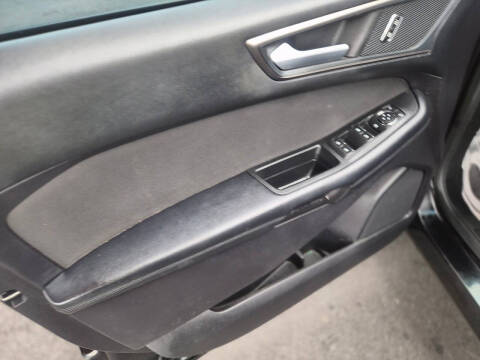 2018 Ford Edge SE