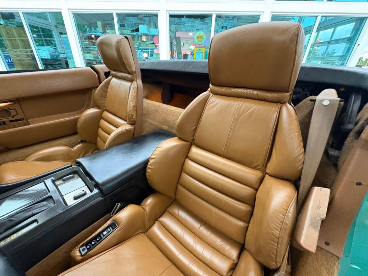 1991 Chevrolet Corvette 32
