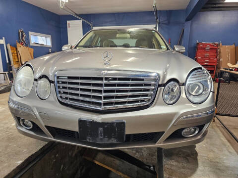 2009 Mercedes-Benz E-Class for sale at AAMR LLC in Kansas City KS