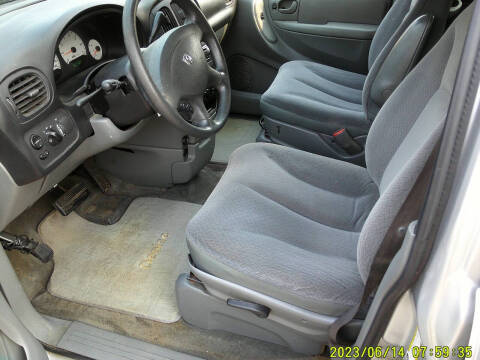 2005 Dodge Grand Caravan SE