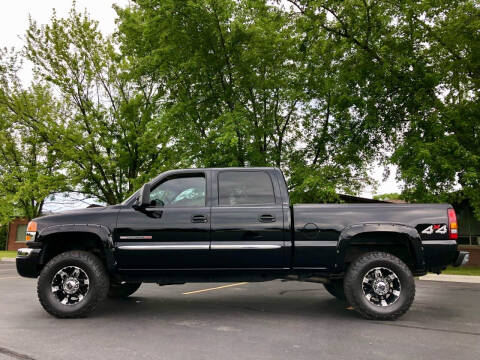 2003 GMC Sierra 2500HD for sale at MLD Motorwerks Pre-Owned Auto Sales - MLD Motorwerks, LLC in Eastpointe MI