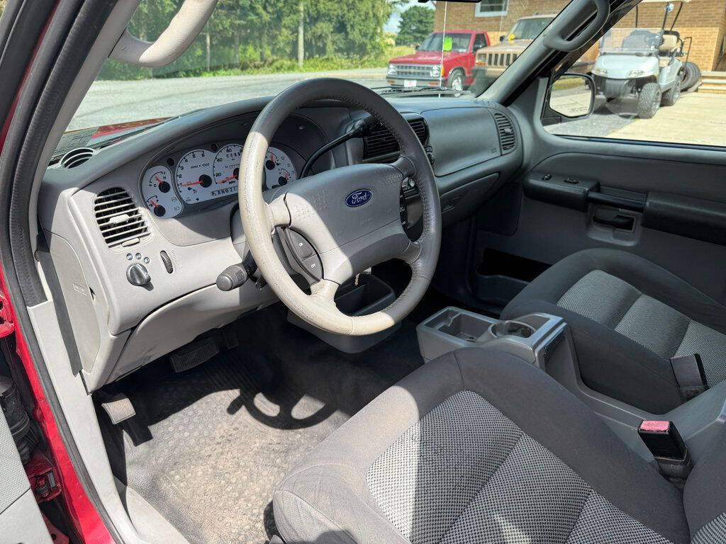 2003 Ford Explorer Sport Trac 23