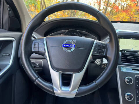 2016 Volvo XC60 T6 Drive-E