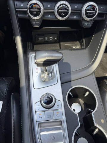 2020 Genesis G70