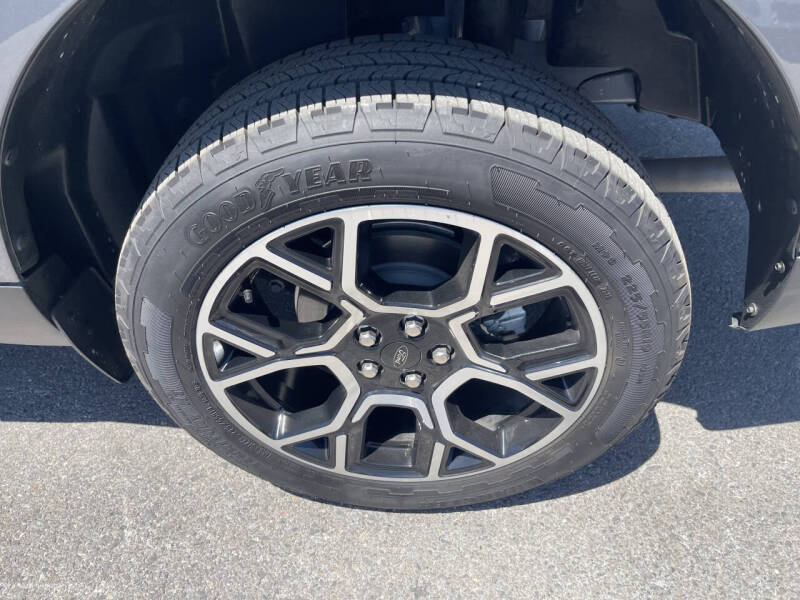 2025 Ford Maverick Lariat