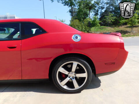 2011 Dodge Challenger SRT8 392