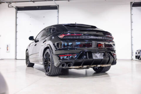 2025 Lamborghini Urus SE