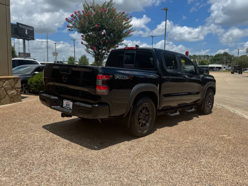 2023 Nissan Frontier