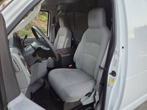 2013 Ford E-Series E-150