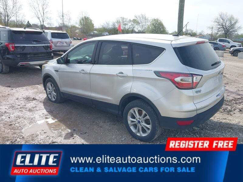 2017 Ford Escape SE