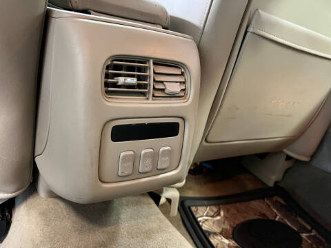 2004 Cadillac DeVille