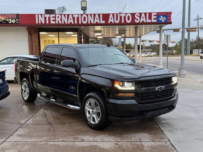 2018 Chevrolet Silverado 1500 Custom