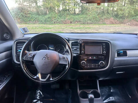 2016 Mitsubishi Outlander