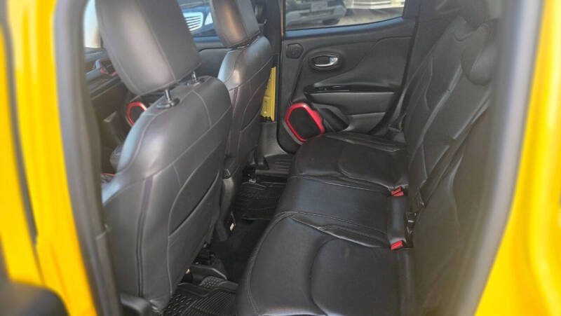 2015 Jeep Renegade Trailhawk