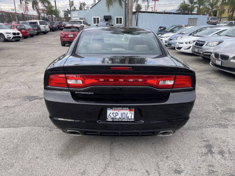 2011 Dodge Charger SE