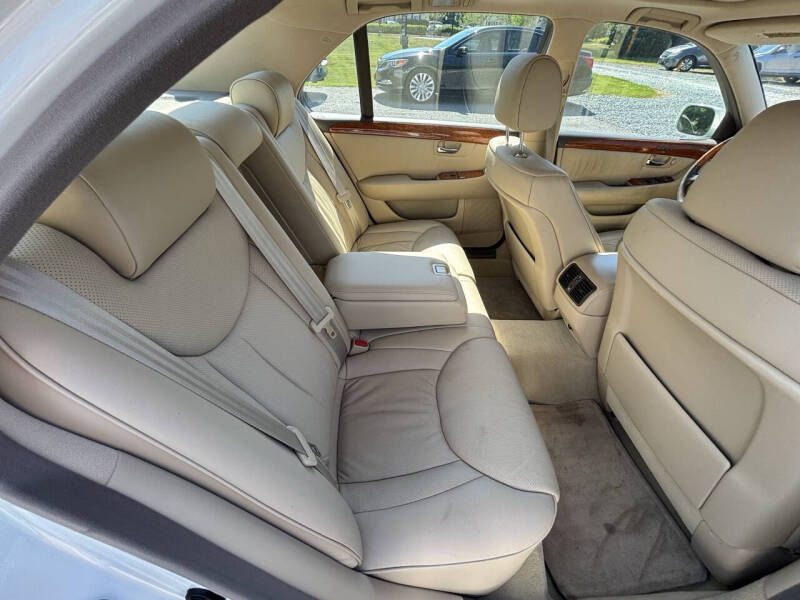 2004 Lexus LS 430 - Photo 17