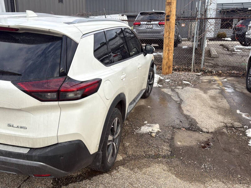 2023 Nissan Rogue SL