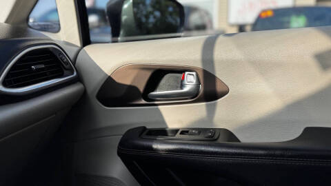 2018 Chrysler Pacifica Touring L Plus