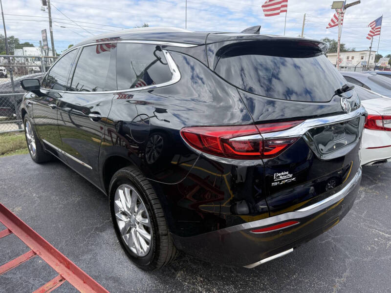 2018 Buick Enclave Essence