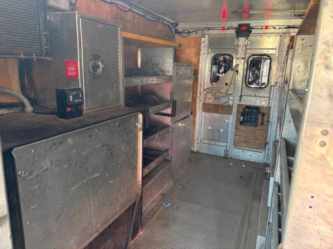 2014 Freightliner MT45 Chassis