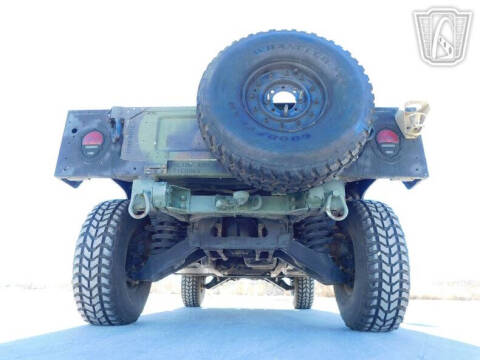 2002 AM General M1123