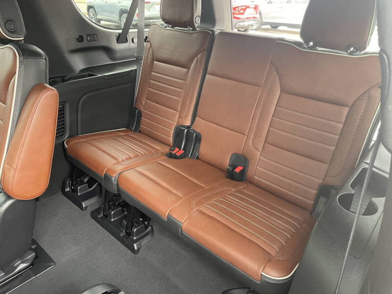 2023 GMC Yukon XL Denali Ultimate