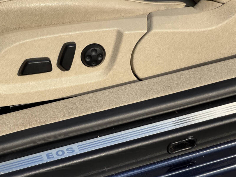 2012 Volkswagen Eos Komfort SULEV