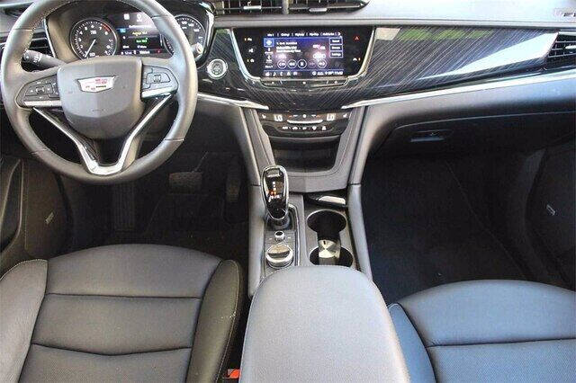 2020 Cadillac XT6 Premium Luxury