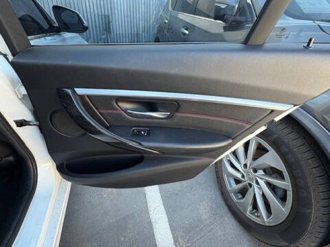 2017 BMW 3 Series 330i