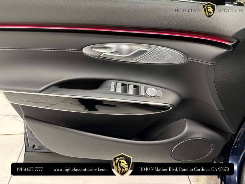 2026 Genesis GV70