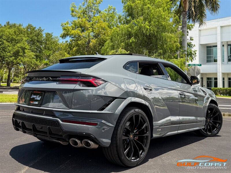 2024 Lamborghini Urus S